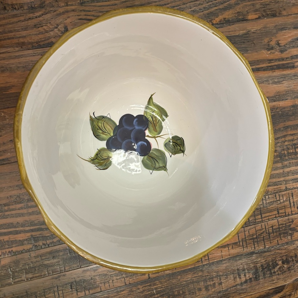 Raymond Waites 3 Piece Nesting Bowls Set - Picture 7 of 9